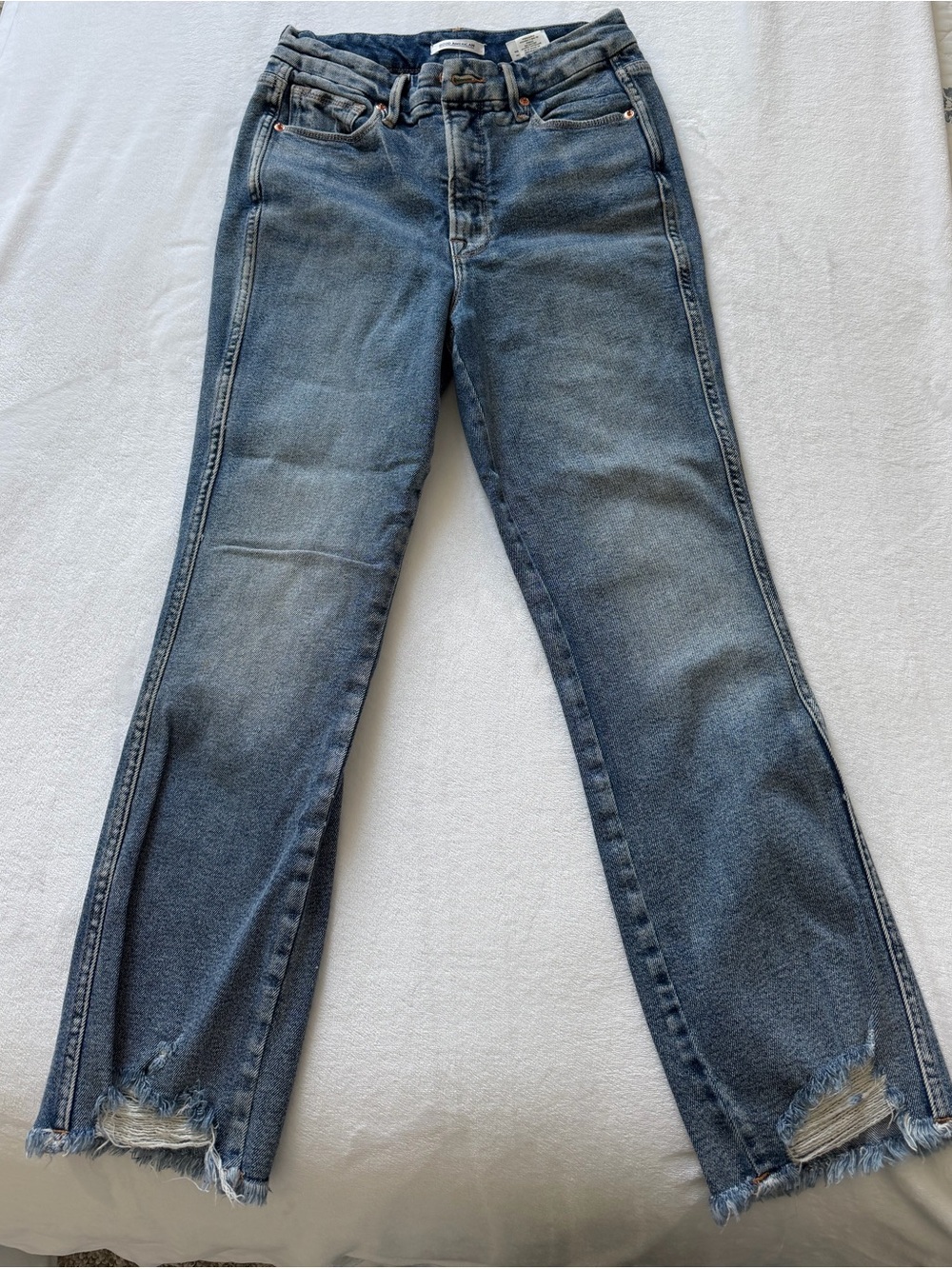 Good American Women’s Blue Denim Jeans - Classic Straight Fit